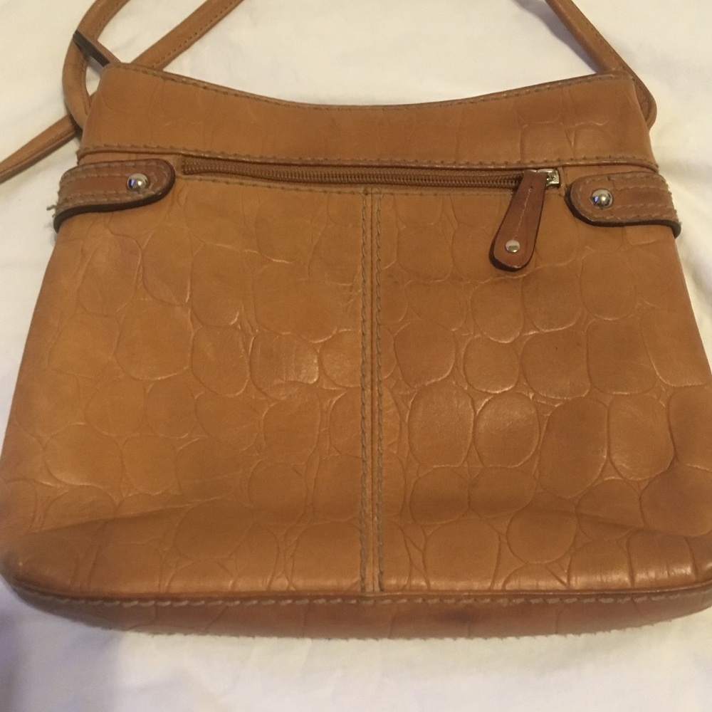 Leather Crossbody Textured Tan Bag - Picture 3 of 5